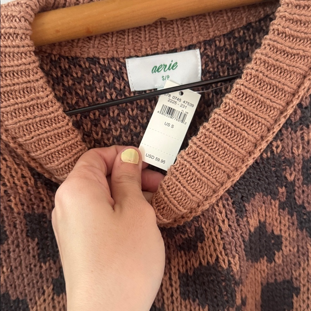 Aerie Cheetah Pullover Side Slit Sweater Small NWT - Picture 2 of 4